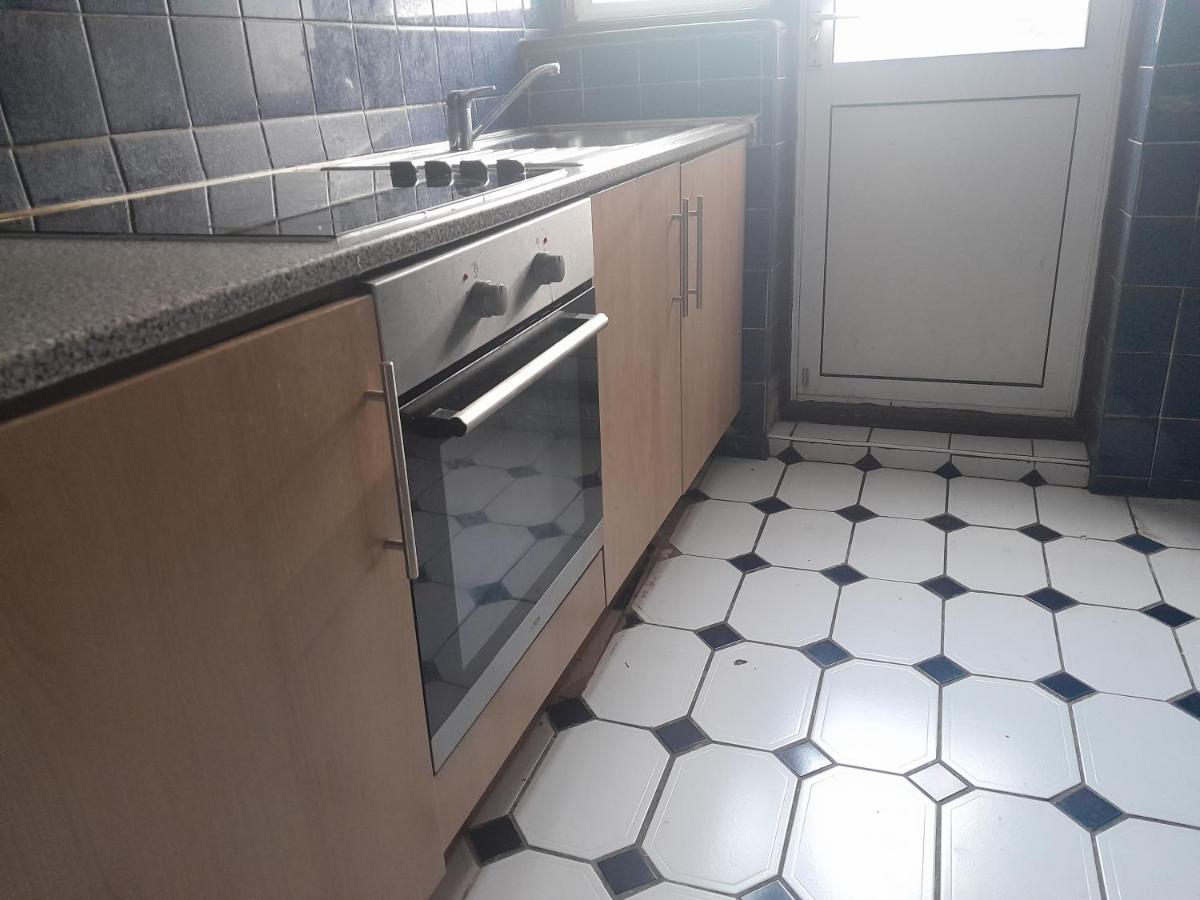 Ferienwohnung Lovely 1-Bed Studio In London Exterior foto