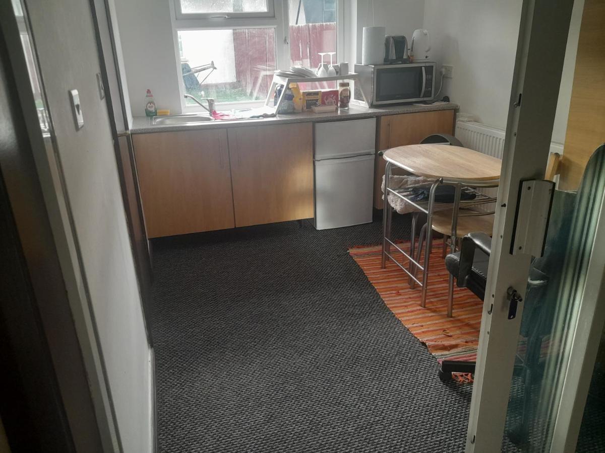 Ferienwohnung Lovely 1-Bed Studio In London Exterior foto